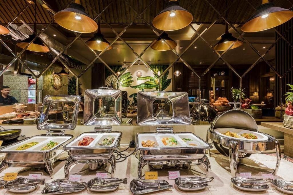 Sunflower Cbq Hotel Ho Chi Minh Zewnętrze zdjęcie