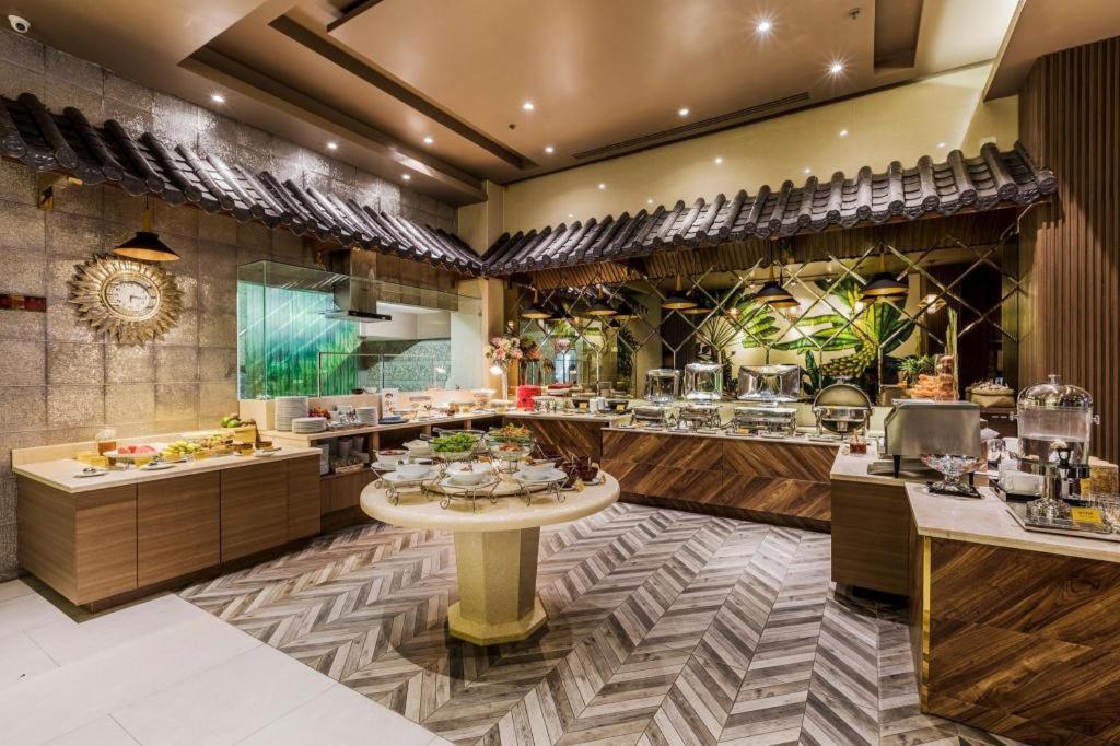 Sunflower Cbq Hotel Ho Chi Minh Zewnętrze zdjęcie