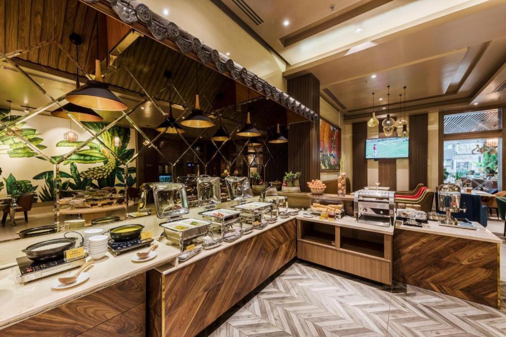 Sunflower Cbq Hotel Ho Chi Minh Zewnętrze zdjęcie